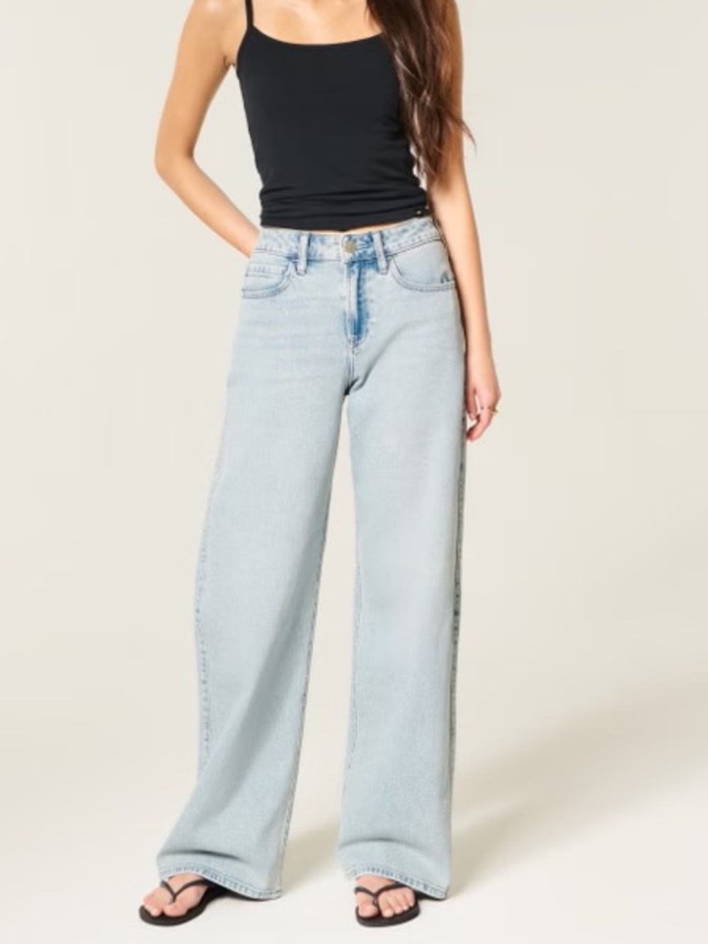 Hollister Ultra High-Rise Baggy Jean Size 28R/6R